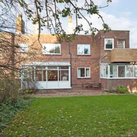 Peartree House Ferienhaus